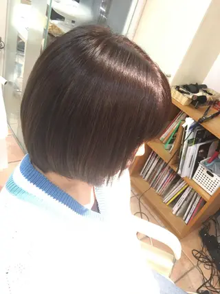 ショート カラー 熊谷 奈菜のヘアスタイル