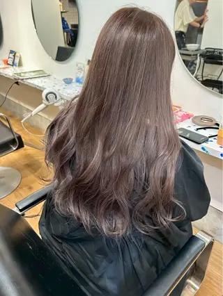 ロング カラー LUCK ユナのヘアスタイル