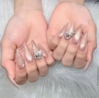 ネイル HIN NAILのネイルデザイン