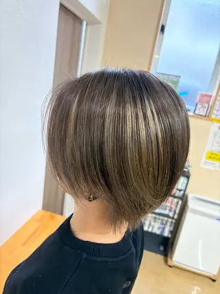 ショート カラー hair salon　k2のヘアスタイル