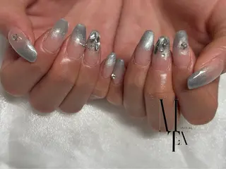 ネイル Miki .のネイルデザイン