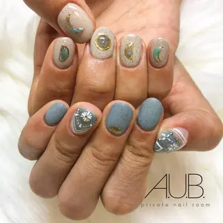 カラー A.U.B. satoのネイルデザイン