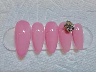 ネイル LilyNail Shioriのネイルデザイン