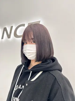 ショート カラー ヘアアレンジ 縮毛矯正🤍 ボブ/ HIKARIのヘアスタイル