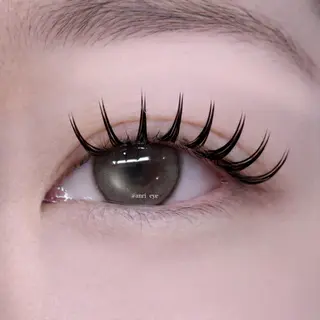 マツエク・マツパ ANRI 束感まつげ LED マツエクのマツエク・マツパデザイン