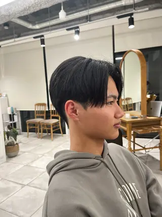 ショート カラー メンズ 🏆メンズヘア特化 🥇代表りんぺーのヘアスタイル