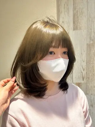 ミディアム レイヤーカット✂️/ 新宿/Amiのヘアスタイル