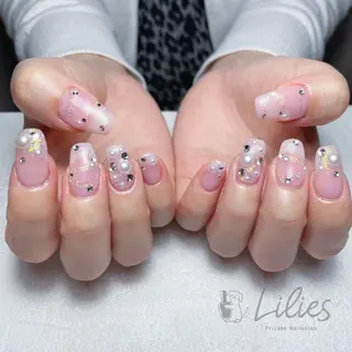 ネイル Nailsalon Liliesのネイルデザイン