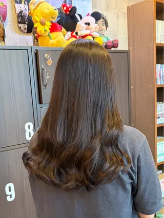 カラー 竹内 春奈のヘアスタイル