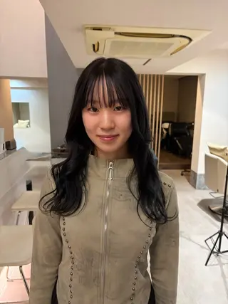 カラー 野田 実希のヘアスタイル
