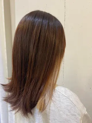 ミディアム カラー . SHIZUKAのヘアスタイル
