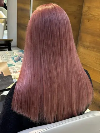 ロング 浦野 優希のヘアスタイル