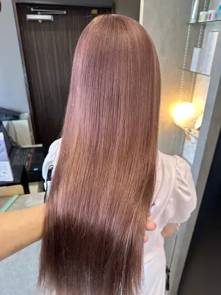 ミディアム カラー 天神暖色カラー レイヤー・髪質改善のヘアスタイル