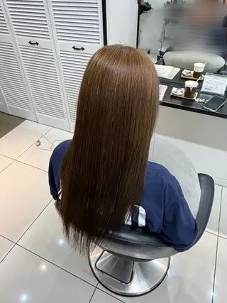 ロング カラー ダブルカラー1カラー ベージュ/オリーブ系のヘアスタイル