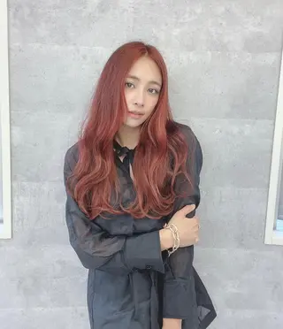 ロング Loob.TOKYO MIYA🌈のヘアスタイル