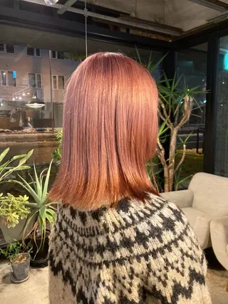 ミディアム カラー 三上 琳のヘアスタイル