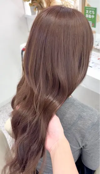 ロング LOMARLIE / yunaのヘアスタイル
