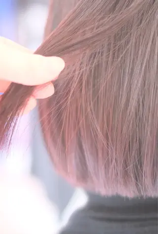 ミディアム 岩村 夏姫のヘアスタイル