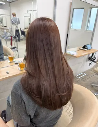 セミロング カラーリスト Maiのヘアスタイル