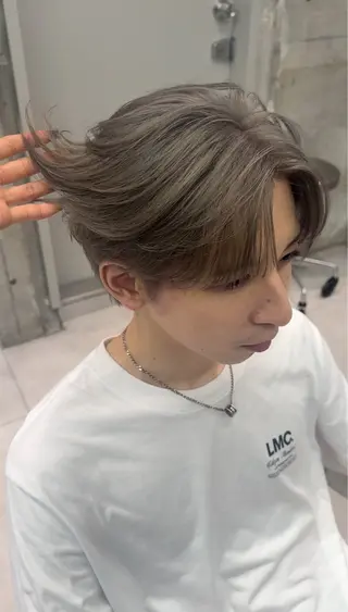 ショート カラー メンズ メンズブリーチ カラーhirokoのヘアスタイル