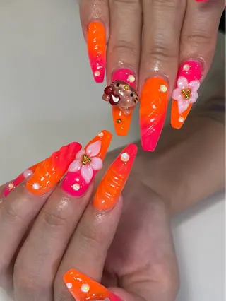 ネイル FLORANZ 🫧AIRI🫧のネイルデザイン