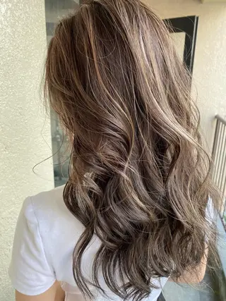 ロング カラー パーマ ヘアアレンジ メンズ キッズ ネイル マツエク・マツパ レイヤー/顔周り 韓国ヘア森田和貴のヘアスタイル