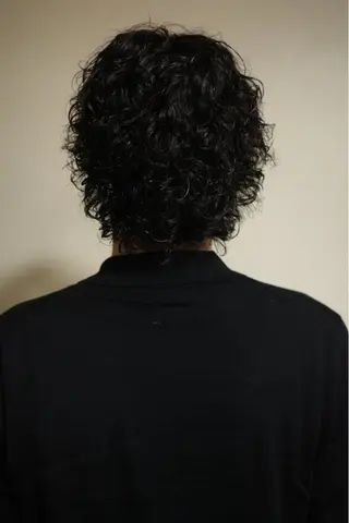 ショート パーマ メンズ 浅岡 昭汰のヘアスタイル
