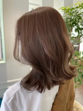ミディアム カラー ヘアアレンジ 🎀ハイトーン・艶 カラー HANA🎀のヘアスタイル