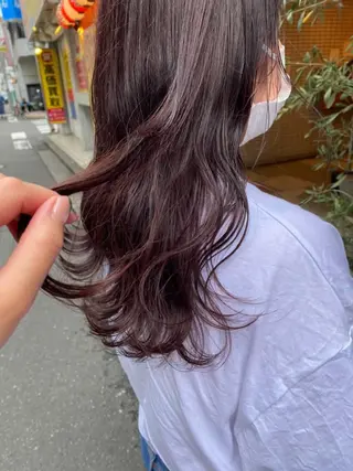ロング 🐩透明感ミルクティ ーピンクニイナ🐩のヘアスタイル
