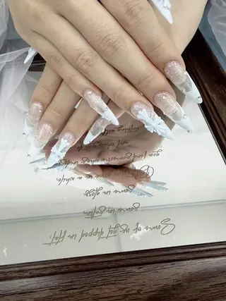 ネイル ネイルサロン lotusのネイルデザイン