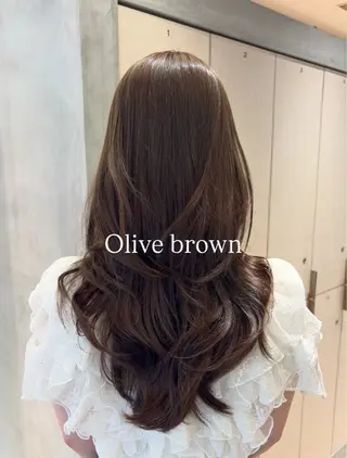 セミロング カラー 柔らかい縮毛矯正 Yu🫧銀座🩶のヘアスタイル