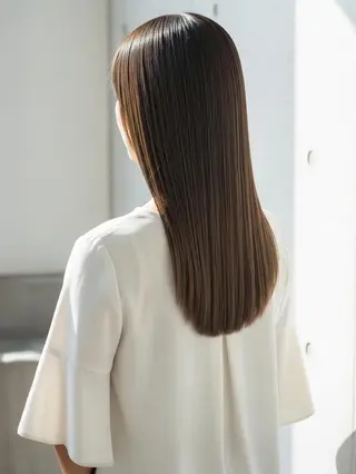 ロング 近江琉奈☆透明感カラ ー☆髪質改善☆のヘアスタイル