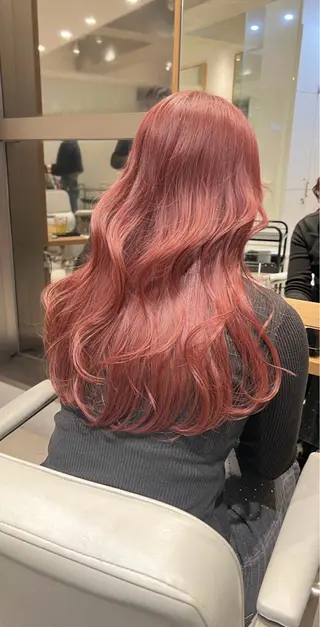 ミディアム カラー 🫧艶ダブルカラー ブリーチ🫧トモヤのヘアスタイル