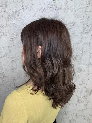 ロング カラー 小顔レイヤー/ ベージュ🤍Rieのヘアスタイル