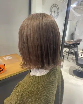 ミディアム 暖色カラー🍊 ボブ🌿顔周りcutのヘアスタイル