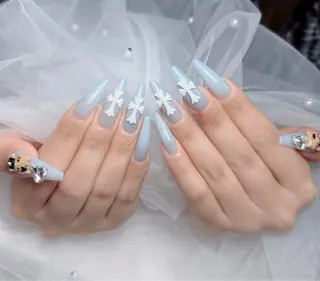 ネイル Julie NailSalonのネイルデザイン