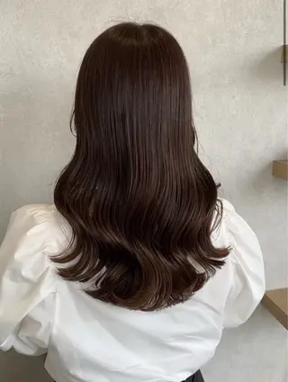 カラー 小池 吏乃のヘアスタイル