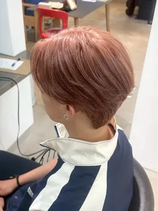 ショート MAHIRO LUCKTOKYOのヘアスタイル