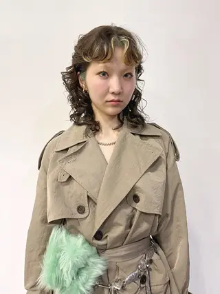 ミディアム カラー かわい りほのヘアスタイル