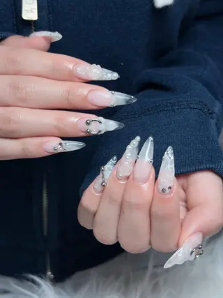 ネイル Julli NailStudioのネイルデザイン