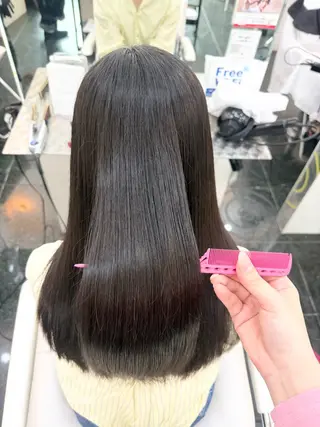 ロング 透明感カラー💎 岩崎美優のヘアスタイル