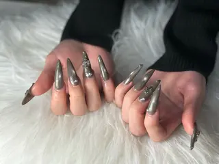 ネイル ネイルサロン ティアラのネイルデザイン