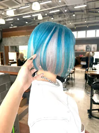 ショート カラー 🫒オリーブ/透け感 レイヤー🌿モエカのヘアスタイル
