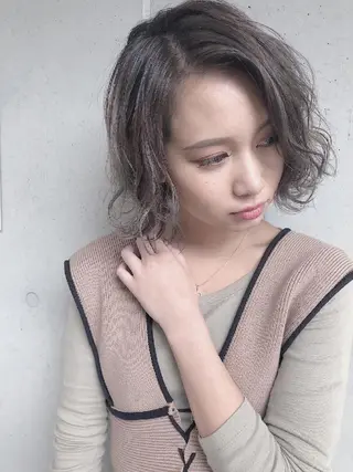 ミディアム カラー ヘアアレンジ 透明感/レイヤー 🇰🇷tomonaのヘアスタイル