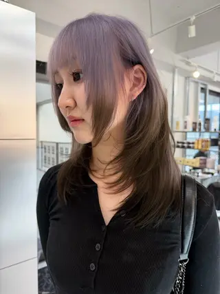 セミロング カラー ヘアアレンジ TATSUハイトーン ミルクティーベージュのヘアスタイル