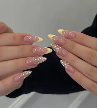 ネイル Lynn_ Nailのネイルデザイン
