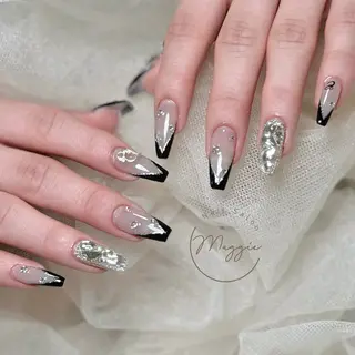 ネイル Maggie Nail🦩のネイルデザイン