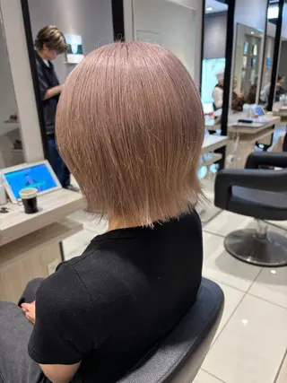 ショート カラー 🫧うる艶ハイトーン 🫧💘サヤ💘のヘアスタイル