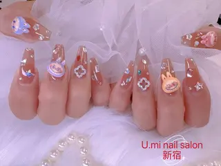 ネイル UMI ネイルサロン新宿🎀のネイルデザイン