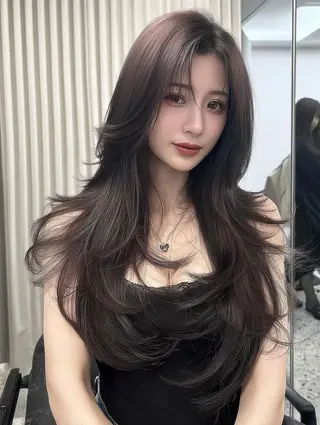 ロング カラー レイヤーカット✨ 福井雄登のヘアスタイル